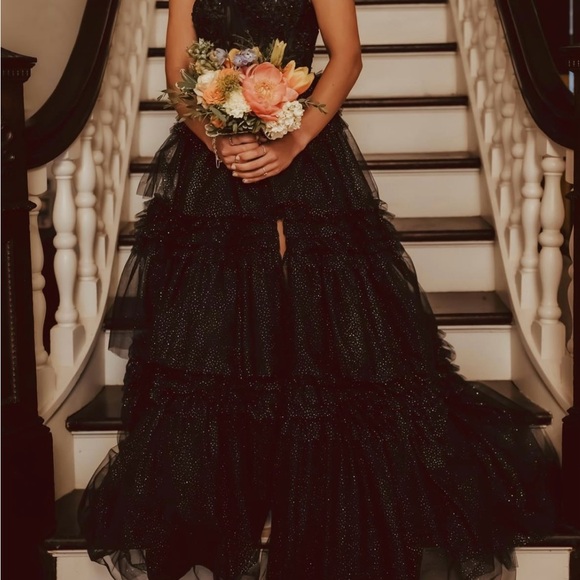 Beautiful NWT Black size 2 Prom Dress! - Picture 13 of 14